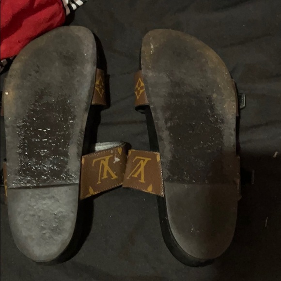 Authentic Louis Vuitton Sandals - Picture 5 of 5